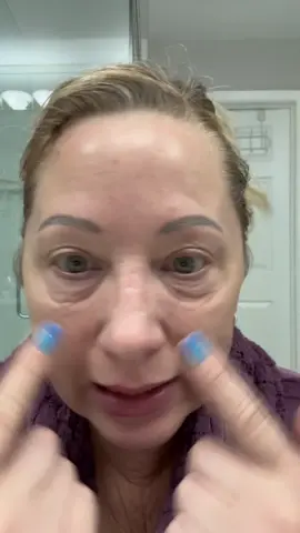 My MUST HAVE every morning, instantly diminish rhe appearance of under eye wrinkles! #peterthomasroth #peterthomasrothinstantfirmeye #wrinkleeraser ##maturemakeup #aginggracefully #tiktokshop 