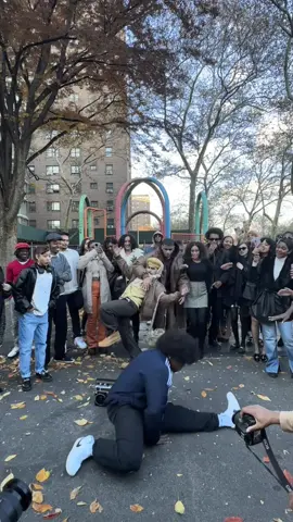 When the group with all different styles and aesthetics finally link up. #fashionfriends #flyfriends #fashion #streetwear #nycstreetstyle #90sfashion 