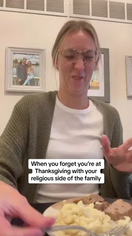 I wouldnt dare disrepect the lord!! 😭🙌🏼 #thanksgiving #funny #religions 