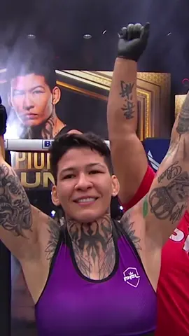 The first PFL Women’s Featherweight World Title  on the line 🏆💰 Kenny Florian breaks down the matchup between Larissa Pacheco and Marina Mokhnatkina #pflmma #mma #combatsports #sports #larissapacheco #2023 #grappling #wrestling #wmma #womenmma #featherweight 