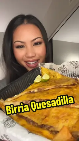 Birria quesadilla from @BirriaKings 🤤😋🔥 #eatwithme #mukbang #mukbangeatingshow #FoodTok #eatingasmr #foodasmr #mukbangasmr #asmreating #eatingshow #eatingshowasmr #eatingsounds #mukbangs #mukbangvideo #letseat #watchmeeat #eatingsounds #birriatacos #birria #tacos #consomedebirria #mukbang #slurping #fyp #fyp #viral #viraltiktok #birriaquesadilla #quesadilla #cheesy #slurping 