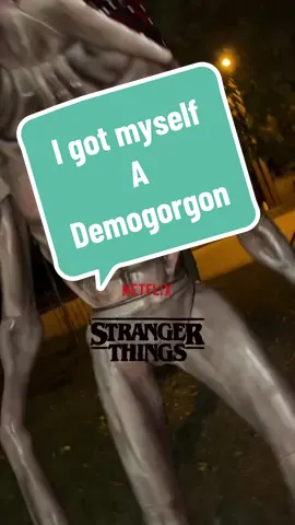 Stranger Things Demogorgon life size #strangerthings #netflix #demogorgon 