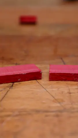 Throwback to one of my first stopmotion projects almost 2 years ago 😅🔥 #woodworking #wooddesign #satisfying #DIY #diyproject #woodwork #stopmotion #design 