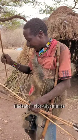 Hadzabe tribe tells stories in the most interesting ways with unique clicking sounds #hadzabetribe #hadzabe #africantribes #bushlife 
