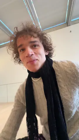 POV: this is your muesum date #greenflag 