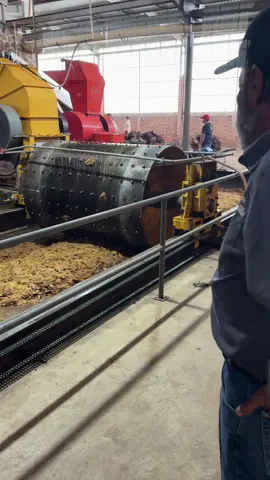 Wishing all a Happy #TequilaTuesday as Felipestein rolls on crushing and releasing the precious sweet honey of our highland agave.  Felipestein is a mechanical tahona made of reclaimed industrial parts and making a more efficient outcome than the old rotary tahona.  Just a small part of making G4 Tequila a world class spirit but one of the most visually stunning parts and entirely unique to El Pandillo.  We hope you have a taste of G4 today and that you enjoy our tequila! 😃❤️💪‼️ #Tequila #Tahona #G4Tequila #AdditiveFree #ProducerOwned #FriendsDontLetFriendsDrinkDiffuserJive  