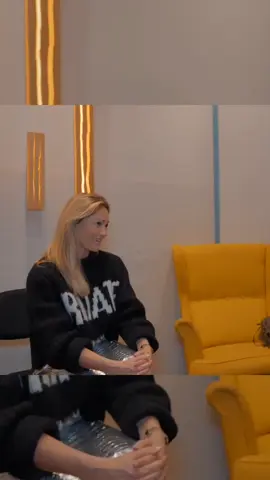 Helene Fischer x Shirin David „Atemlos durch die Nacht“ 10th Anniversary Version erscheint diesen Donnerstag um 23/59 Uhr 👭🏼