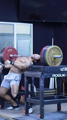 Goal was to keep it light and have fun with it today. Think it worked out well.  #gym #weightlifting #olympiclifting #barbell #gymmotivation #GymLife #weight #gymrat #lifting #gymbro #heavylifting #viral #GymTok #viral_video #viralvideo #viraltiktok #viralvideos #fyp #fypシ #fypage #fypシ゚viral #fypp #foryourpage #foryourepage #foryourpages #gymfail #gymfails #gymfun #gymfunny #fun #funny #comedy #laugh #ha #haha #lol #laughoutloud #havefun #jerk #split #splitjerk #jerkblocks #light #lightweight #lightweightbaby #funandgames #funandeasy #crossfit #crossfitter #crossfittraining 