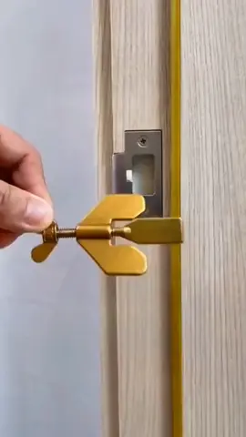 Safety anti-theft door lock#goodthingstoshare #kitchengadget #kitchenessentials #satisfying #homegadget #TikTokShop 