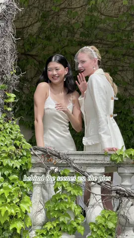 first ladies sharing a little tehehehe  #model #modellife #photoshoot #behindthescenes #modeltok #nyc #leseaberry #adayinthelifeofamodel #highfashionmodel #fashiontiktok 