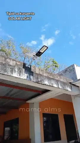 tipid  ako sa kuryente dito ❤️ #solar  #solarlight  #ip67  #jwtech  #tipidkuryente  #affordable  #sulit  #foryou  #fyp  #tiktokph 