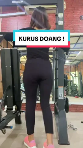 BACA CAPTION ⁉️ Olahraga nya gini gini doang, beban nya segitu segitu aja. Beban nya segitu udah uhhh ahhh, badan kagak bohay bohay.. eh JAMETTT aku mah olahraga biar sehat, biar gerak, buar kuatt.. #gym#ngegym#olahragasehat#Fitness#gymmotivation#gymrat#womenshealth#semarangstory#fyppppppppppppppppppppppp  