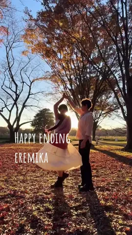 エレミカ🌲エンディングPVの衣装で🤍あのPVほんっとに可愛くて切なくて泣いちゃった…🥲 eren→@大正✌︎ #aotcosplay #erencosplay #mikasacosplay #進撃の巨人コスプレ #エレンコスプレ #ミカサコスプレ 