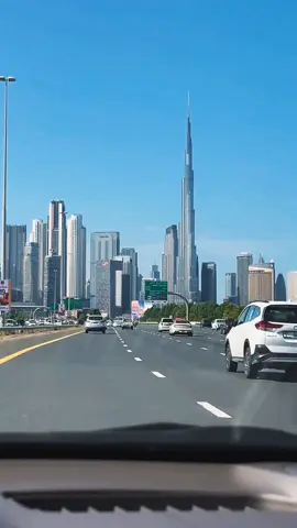 dubai #dubai🇦🇪 #fyp #dubai @TikTok Trends @TikTok @Khabane lame 