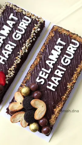 Brownies hias untuk spesial hari guru 🫶🏻 #gifthariguru #hariguru #brownieshariguru #bukethariguru #kuehariguru #fyp #hariguru2023gift #browniescirebon #brownieshias #kulinercirebon #fypシ 