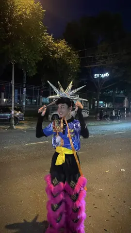 🐲Đi show với đi chơi khác quáấ😁😁#SportsOnTikTok #lansurong #mualan #liondancevietnam #mualan2022 #đăklăk #bmt 