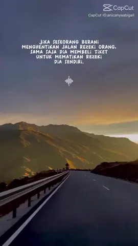 Yaallah jika satu orang menutup pintu rejekiku smoga dia juga dapat balasannya 🙂