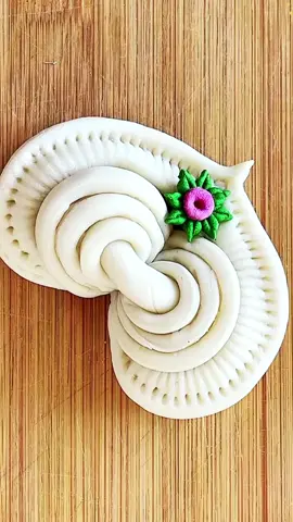 The handmade steamed buns made in this way are beautiful and delicious. Which one do you like?#foryou #usa #fly #tiktok #DIY #food #Steanedbuns #flour 