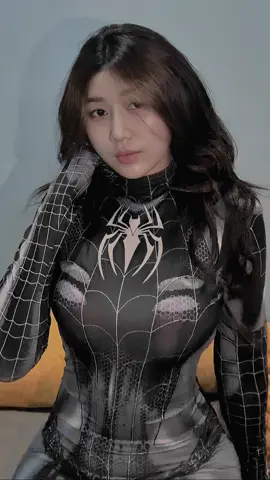 pantesan si Naomi gacor cewenya aja spek m.....#teamrrq #rrqkingdom #kingdom #naomi #blackspider #viraltiktok #fypシ゚viral #fyppppppppppppppppppppppp 