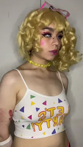 [ 🐣🧁；he / him ]  we  r  only  playing  :3 ! #toychica #toychicacosplay #toychicafnaf #toychicafnafcosplay #fnafcosplay #fnaf #fnaftoychica #fnafchicacosplay #chicacosplay #chicafnaf #chicafnafcosplay #foryou #foryourpage #fyp 