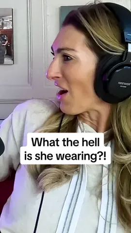 Are you team thong or team knickers?! 👀 Remember you can still get your tickets for LuAnna: The Big Festive Night In NOW!! 🎄🎊 link is in our bio peeps!  #luanna #luannathepodcast #thongorknickers #womensdebate #podcastmoments #funnypodcast #comedypodcast #thong #podcastsuk #femalepodcast #girltalk 