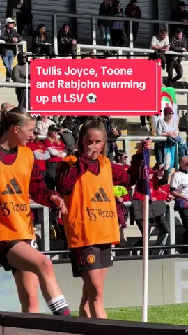 Phallon Tullis Joyce, Ella Toone and Evie Rabjohn warming up at Leigh Sports Village ⚽️    #mufc #manchesterunited #MUWomen #ManchesterUnitedWomen #manutd #manunited #manutdtiktok #mautdfans #leighsportsvillage #leighsports #LSV #redevil #reddevils #football #footballtok #toone #ellatoone #phallon #tullisjoyce #evierabjohn  #foryou #fyp