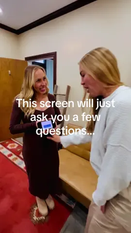 When you’re pregnant and people want to touch your belly 🤷‍♀️ #momhumor #tippingculture #pregnant #pregnantlife #pregnanthumor 