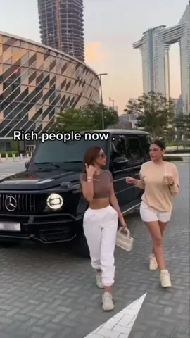 Rich People Now VS ✨Back Then✨ I #shorts #luxury #billionaire #rich #richlifestyle #fyp #cars