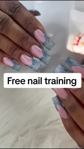 #nail #nailtraining #nailtutorial #manicure #pedicure #beauty #fyp #viralvideo 