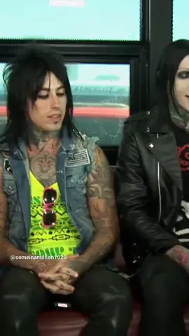 Ronnie Radke interview on Warped Tour 2012, doing charity work out of gratitude ❤️  @ronnieradke  @Falling In Reverse  #ronnieradke #fallinginreverse 