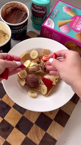 LOW CALORIE ICE CREAM NACHOS 🍦 using @twistedhealthytreats zero sugar waffle cones, milk choc hard set topping and high protein ice cream. #Recipe   