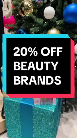 Did somebody say 20% off Selected BEAUTY BRANDS at M&S Liverpool ONE 🎉✨👏🏼🪩Yesssssss, the perfect excuse to treat yourself or make a start on the Christmas prezzies 🎁🎄 #mandslocal #mandsliverpoolone #BEAUTY #gifts #blackfriday #festiveoffers #omg #tiktokmademebuyit #brandsatmands #longervideos 