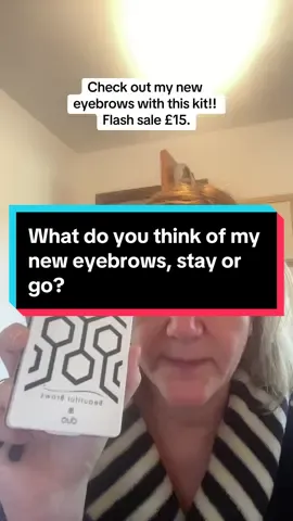 @Beautiful Brows and Lashes This duo kit is fabulous at £15. Look at my new eyebrows, what do you think? What an amazing gift for someone who is new to brows or loves eyebrow powder and highlighter. #eyebrows #eyebrowpowder #neweyebrows #tiktokmademebuyit #makeup #fyp #foryou #sharon_keepingitsimple #blackfriday #blckfridaysales #bf20 