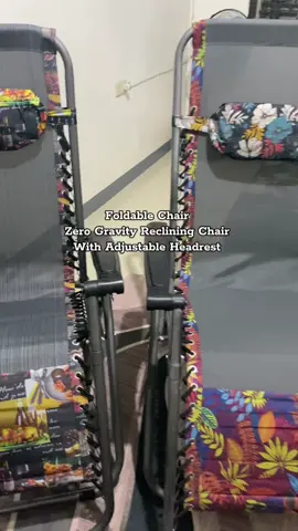 FREE LIFE Foldable Chair Zero Gravity Reclining Chair With Adjustable Headrest Adjustable RANDOM COLOR AND DESIGN  #recliningchair #recliningchairs #foldablerecliningchair #zerogravitychair #zerogravitychairbbl 