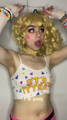 [ 🐣🧁；he / him ]  im  pretty  n  smart  !! #toychica #toychicacosplay #toychicafnaf #toychicafnafcosplay #fnafcosplay #fnaf #fnaftoychica #fnafchicacosplay #chicacosplay #chicafnaf #chicafnafcosplay #foryou #foryourpage #fyp 