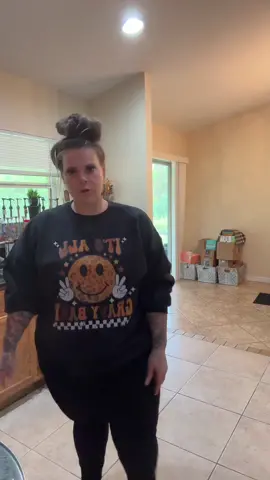 We also also had a pumpkin pie but it’s gone lol #nunezfamilyrealitytv #nunezfamilyof4 #fyp #anotherdayanotherdinner shirt @Butterfly Threads Boutique earrings @Daydreamed Designs @Kristin Miller jeans @Rainbow Boutique LLC 