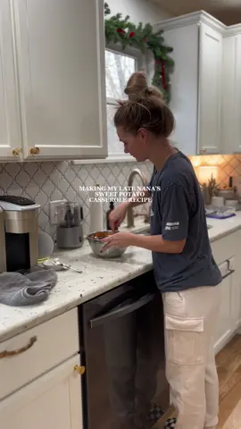 Prayers for those who are missing someone special at the table this Thanksgiving 🤎 #thanksgiving #thanksgivingrecipe #grief #sweetpotatocasserole #grandmothersrecipe #familyrecipe #holidaygrief #missingsomeone 