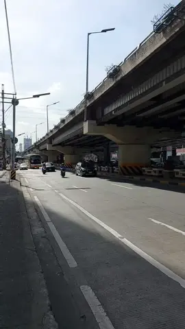 EMC LBS,907. #busspotting #CUBAO #busspotter #philippines #bus #yutong 