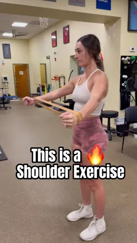 A helpful exercise for shoulder pain! #physicaltherapy #doctor #gym #lifting #shoulders 
