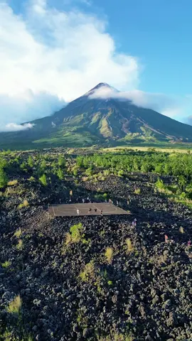 🖤🖤🖤#mayon #albay #bicol Follow for more: https://www.facebook.com/profile.php?id=61553621894404&mibextid=kFxxJD