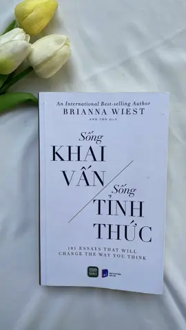 Nếu bạn đang còn băn khoăn, lo lắng về tương lai, thì hãy tạm dừng chân và đọc cuốn sách này…#1980books #booktokvietnam #tiktokmentor #LearnOnTikTok #bookish #BookTok 