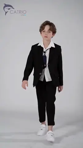 #Catrio #BộCompletTrẻEmCatrio #BộCompletBéTraiCatrio #BộSuitBéTraiCatrio #BộVestBéTraiCatrio #CatrioKidsFashion #ThờiTrangTrẻEmCatrio #CompletCatrio #SuitBéTraiCatrioElegant #ThiếtKếThờiTrangBéTraiCatrio #BộCompletTrẻEmThươngHiệuCatrio #VestLịchLãmCatrioChoBé #ThờiTrangTrẻEmCaoCấpCatrio #DCGR #Tet2024 #Tet2023 #damcuoi #phudau