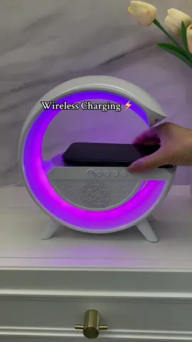 Xmas must have 🔥 That is a night light & its less than £10? #christmas #fyp #trending #teenagers #musthaves #giftideas #phonecharger #bluetoothspeaker #ledspeaker 