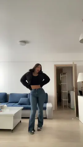 First night sleeping in my new apartment today ahhh #foryou #viral #trend #romania #ireland #brunette #romanian 