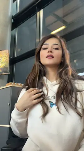 #greenscreen #heartless #viralvideo #fürdichseiteviralシ #بیتفاوت #afghangirl #foryou #goviral #fyp #fürdich #fypシ #greenscreen #fürdichseiteviralシ #justme #fürdichpage 