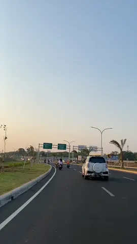 #fyz #xyzbca #grandwisata #bekasi 