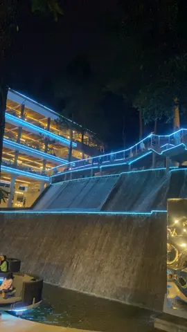 #nongkimalamwithmyhubby #santuymalam🥰🥰 #puncakbogor #hehawaterfallpuncakbogor 