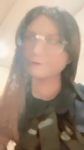 #Nụ hồng xinh nhưng sao lắm gai. #Chờ một ai yêu thương đến đây 🌻🌻