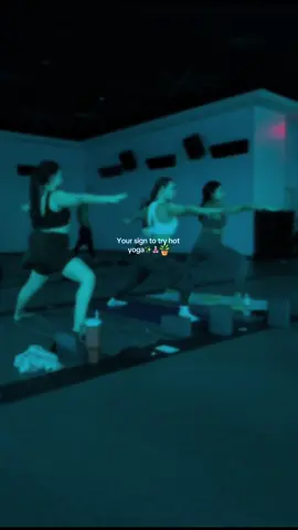 Move your body and show gratitude always✨ #yogagirl #hotyoga #hotyogastudio #yogaflow #loveyogaliveyoga #yogaclass #yogalover #yogagirlsoftiktok 