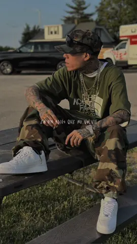 Santa Fe Klan-Te escondes🥀 #santafeklan #santafe #Rap #rapmexicano #HipHop #parati #fypシ 